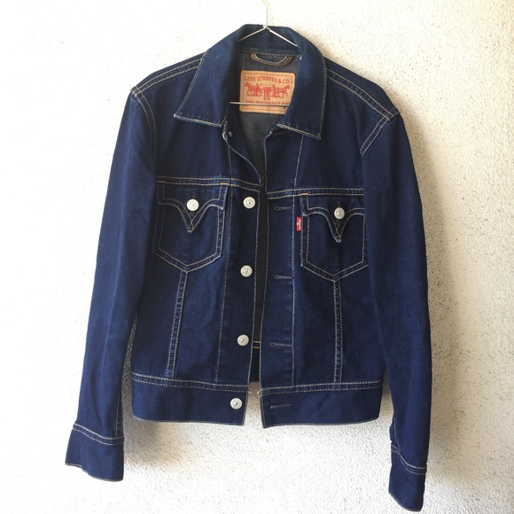 levi's iconic jacket